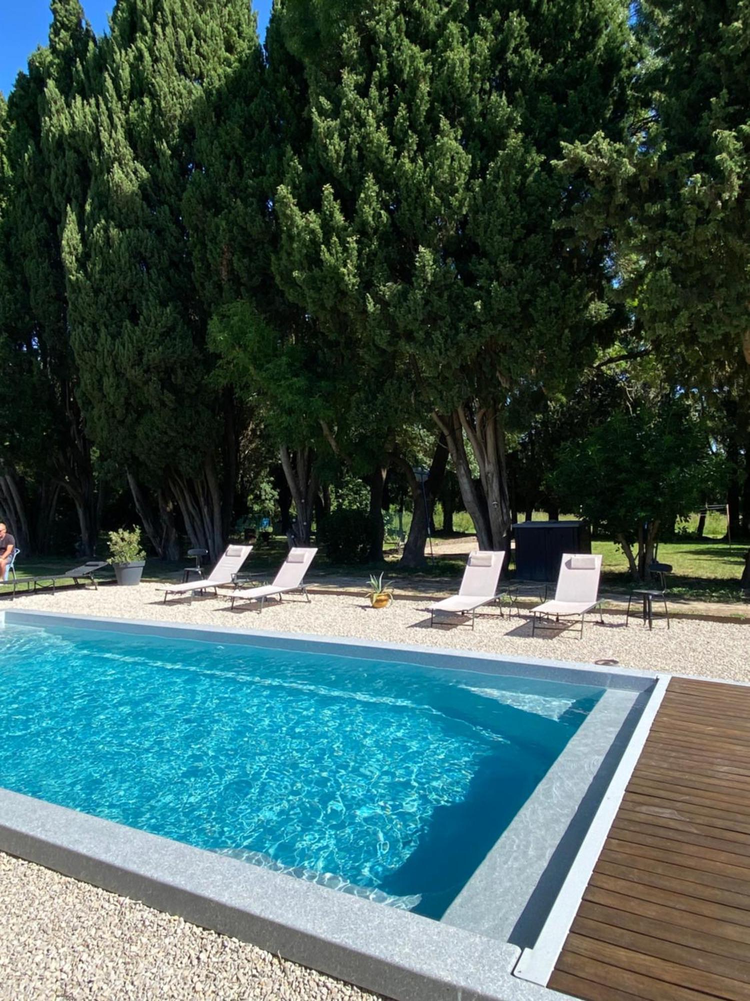 D'hotes Les Cypres De L'ile Frühstückspension Avignon